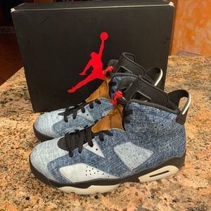 Jordan retro 6 denim size 9 new